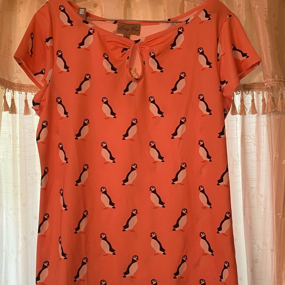 Lindy Bop brand new with tags puffin top